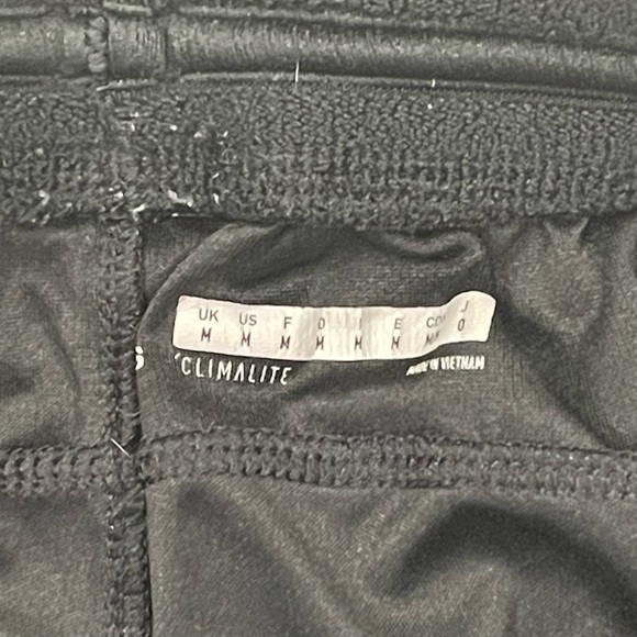 Adidas Climacool *Excellent Cond* Knee Length Basketball Shorts. Size M - Picture 3 of 4